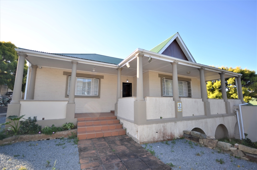 8 Bedroom Property for Sale in Selborne Eastern Cape